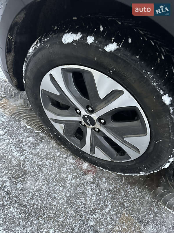 Внедорожник / Кроссовер Kia Niro 2022 в Тернополе