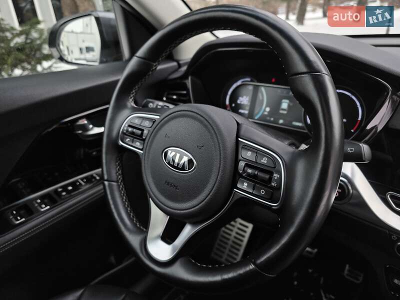 Внедорожник / Кроссовер Kia Niro 2020 в Тернополе