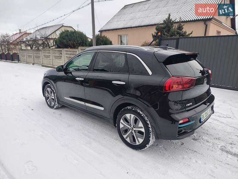 Внедорожник / Кроссовер Kia Niro 2020 в Дубно