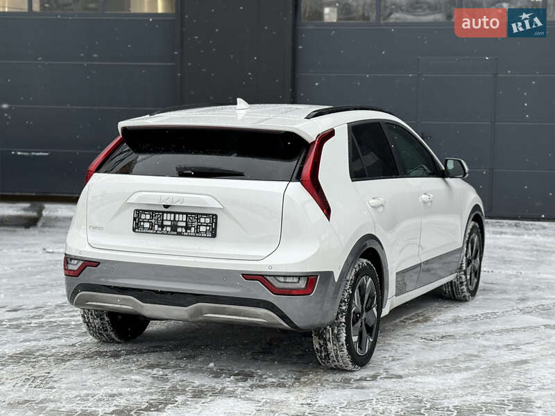 Позашляховик / Кросовер Kia Niro 2023 в Городку