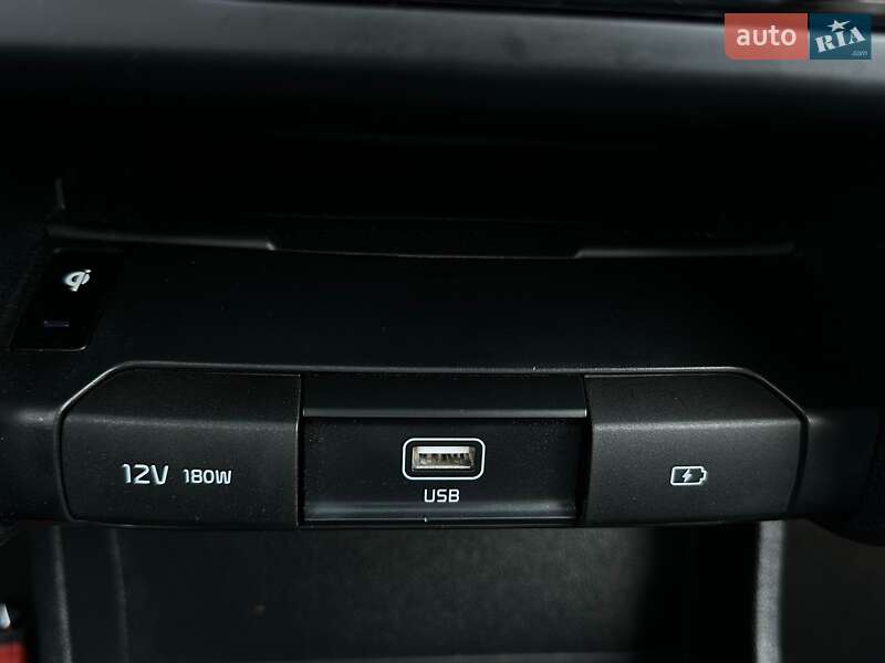 Внедорожник / Кроссовер Kia Niro 2020 в Львове фото 60 Внедорожник / Кроссовер Kia Niro 2020 в Львове