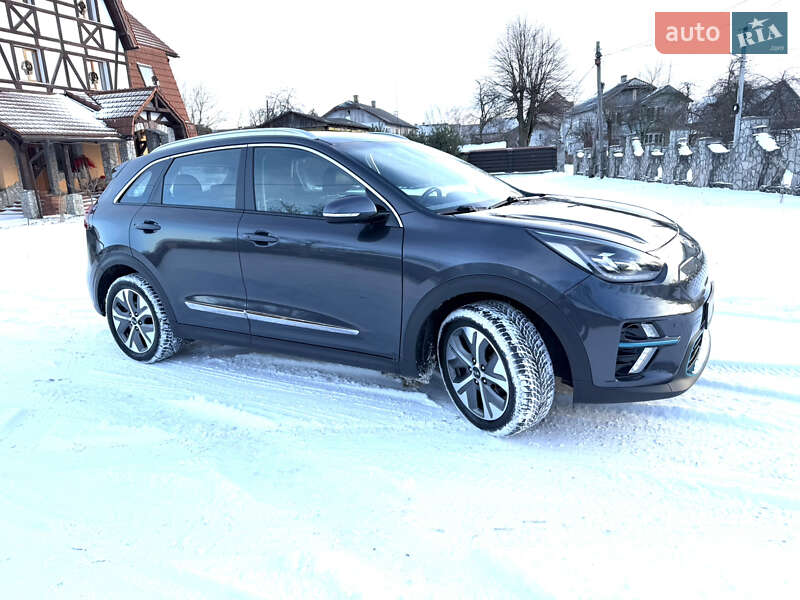 Позашляховик / Кросовер Kia Niro 2019 в Калуші