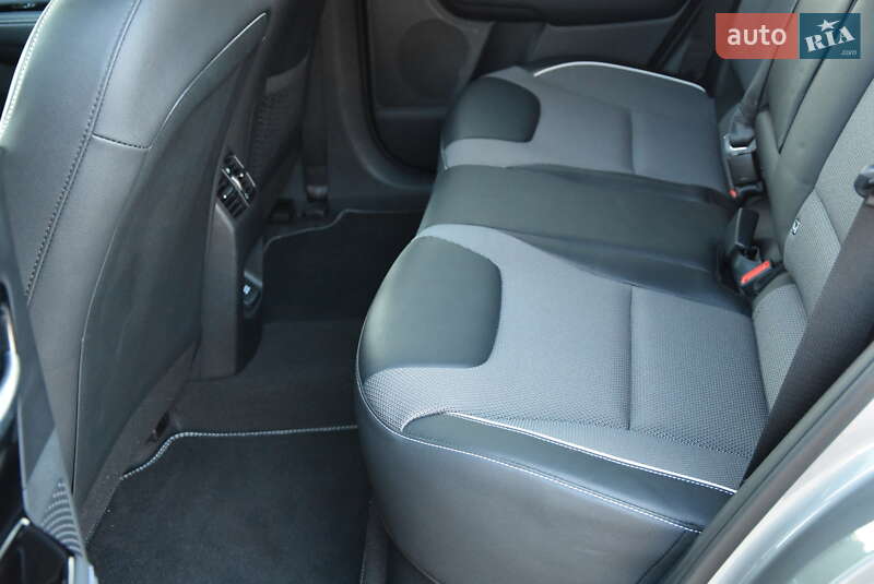 Позашляховик / Кросовер Kia Niro 2022 в Дрогобичі