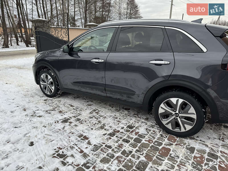 Позашляховик / Кросовер Kia Niro 2020 в Яворові фото 7 Позашляховик / Кросовер Kia Niro 2020 в Яворові