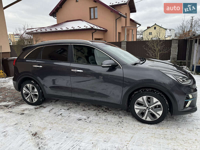 Позашляховик / Кросовер Kia Niro 2020 в Яворові фото 35 Позашляховик / Кросовер Kia Niro 2020 в Яворові