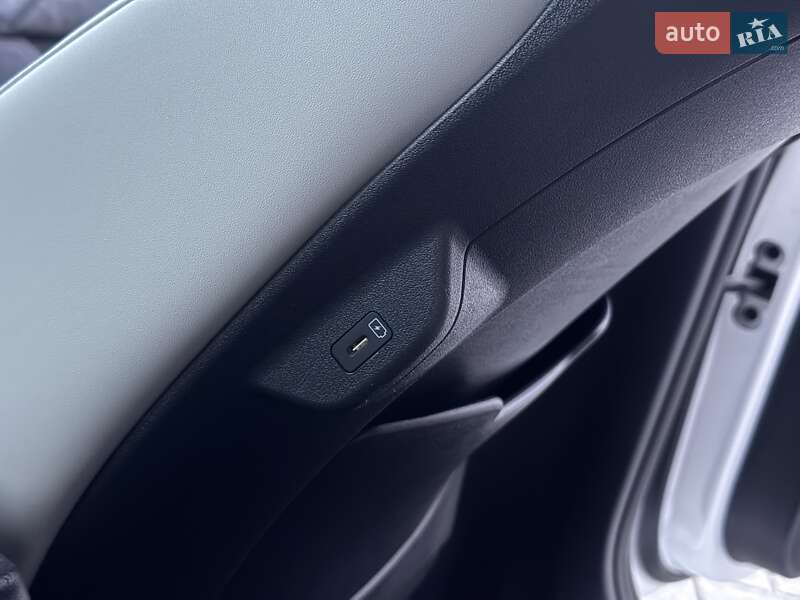 Позашляховик / Кросовер Kia Niro 2022 в Дрогобичі фото 142 Позашляховик / Кросовер Kia Niro 2022 в Дрогобичі