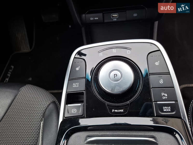 Внедорожник / Кроссовер Kia Niro 2020 в Львове