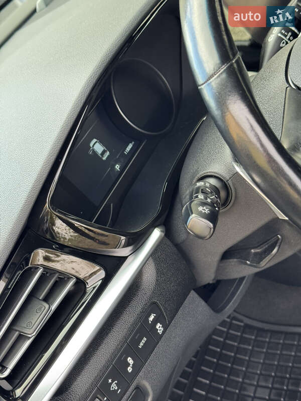 Позашляховик / Кросовер Kia Niro 2020 в Дрогобичі