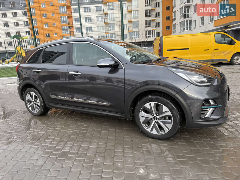 Позашляховик / Кросовер Kia Niro 2020 в Вінниці фото 11 Позашляховик / Кросовер Kia Niro 2020 в Вінниці