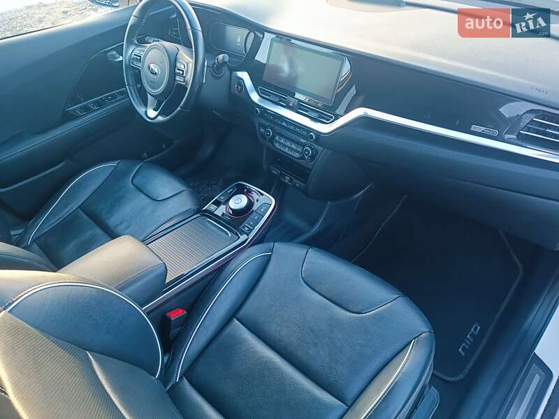 Внедорожник / Кроссовер Kia Niro 2020 в Луцке