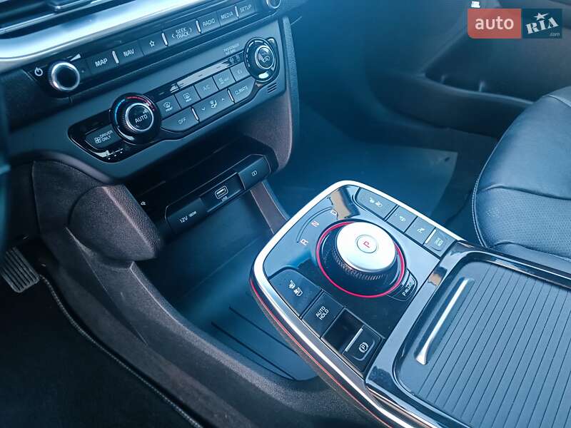 Внедорожник / Кроссовер Kia Niro 2020 в Луцке