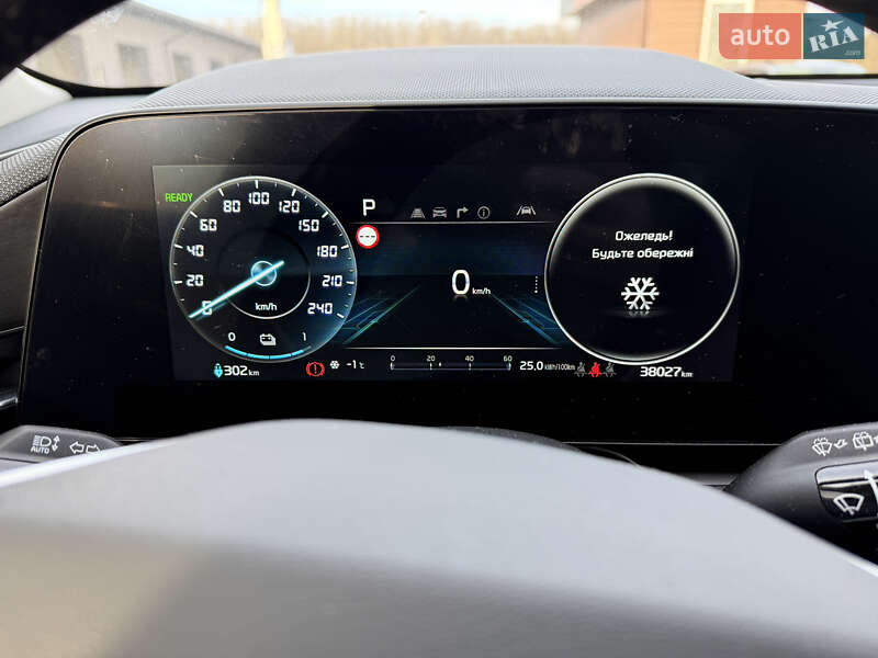 Позашляховик / Кросовер Kia Niro 2023 в Калуші