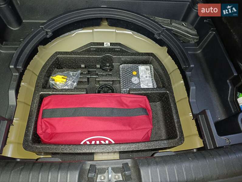 Внедорожник / Кроссовер Kia Niro 2019 в Киеве