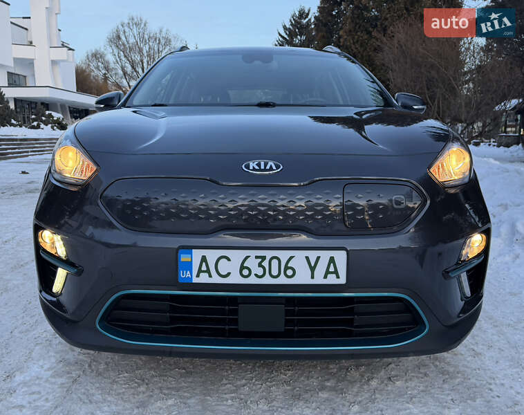 Позашляховик / Кросовер Kia Niro 2019 в Тернополі фото 3 Позашляховик / Кросовер Kia Niro 2019 в Тернополі