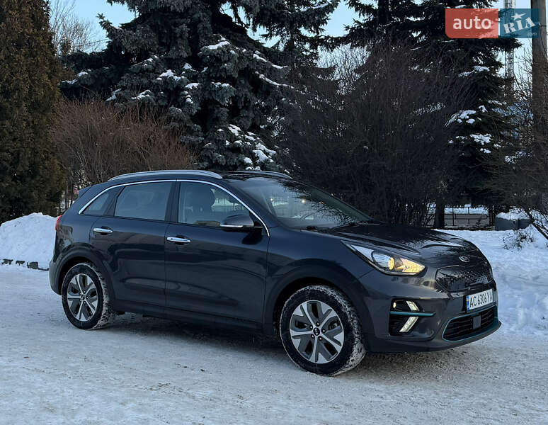 Позашляховик / Кросовер Kia Niro 2019 в Тернополі фото 8 Позашляховик / Кросовер Kia Niro 2019 в Тернополі