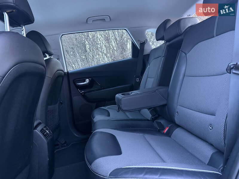 Позашляховик / Кросовер Kia Niro 2019 в Тернополі фото 57 Позашляховик / Кросовер Kia Niro 2019 в Тернополі