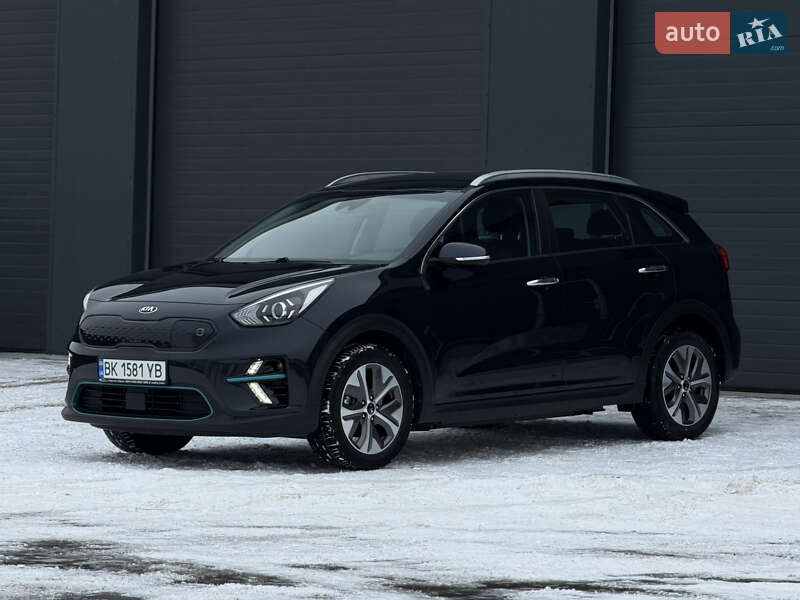 Позашляховик / Кросовер Kia Niro 2020 в Дубні фото 2 Позашляховик / Кросовер Kia Niro 2020 в Дубні