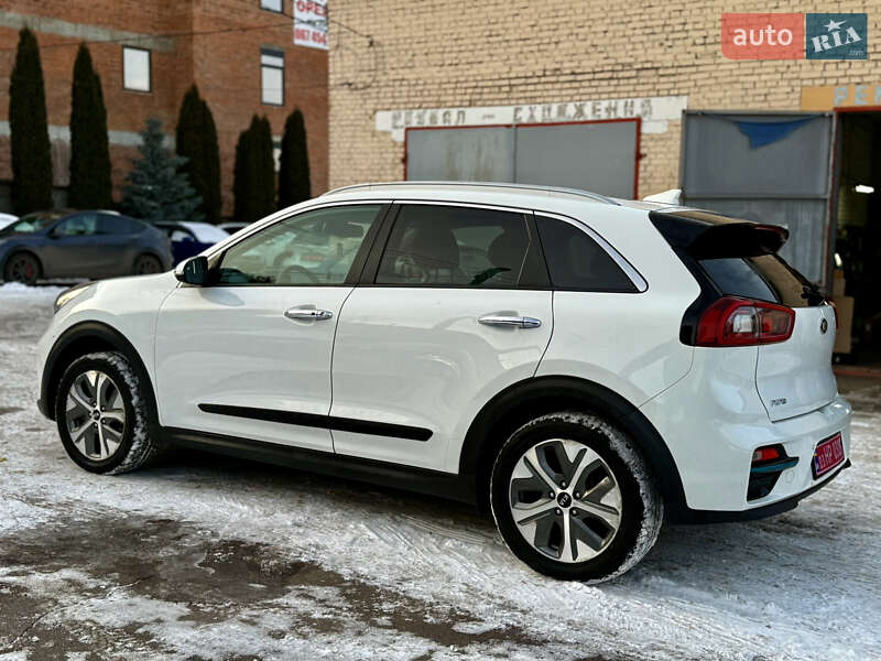 Внедорожник / Кроссовер Kia Niro 2019 в Ровно фото 10 Внедорожник / Кроссовер Kia Niro 2019 в Ровно