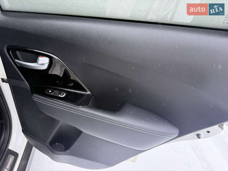 Внедорожник / Кроссовер Kia Niro 2019 в Ровно фото 19 Внедорожник / Кроссовер Kia Niro 2019 в Ровно