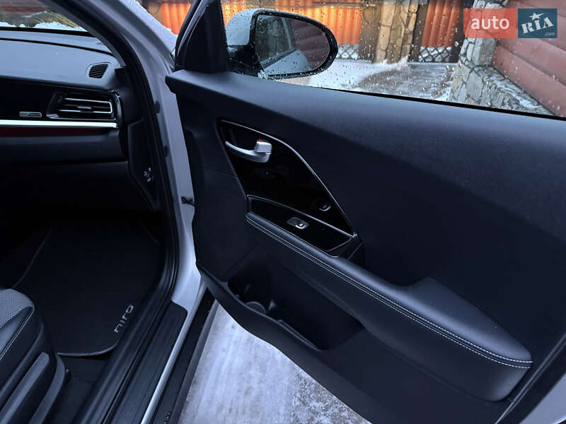 Внедорожник / Кроссовер Kia Niro 2020 в Виннице