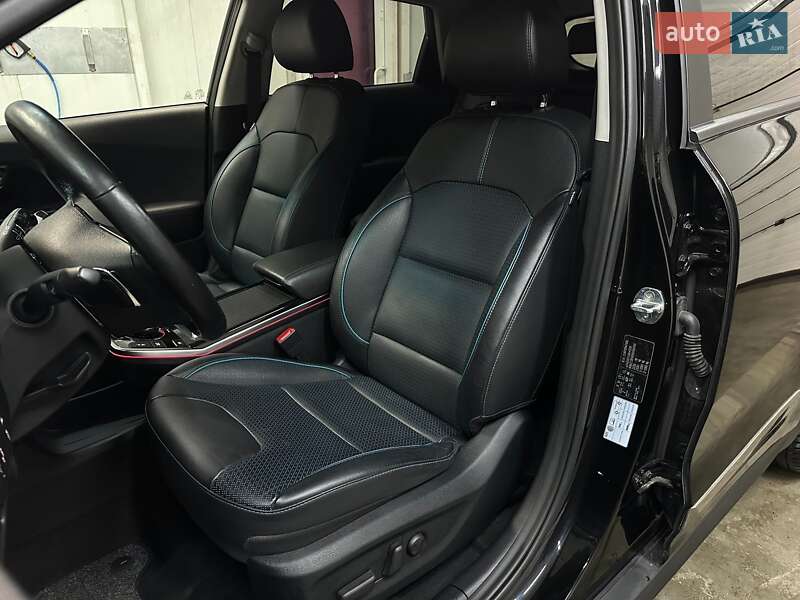 Внедорожник / Кроссовер Kia Niro 2021 в Львове