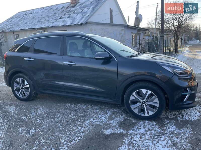 Внедорожник / Кроссовер Kia Niro 2022 в Одессе