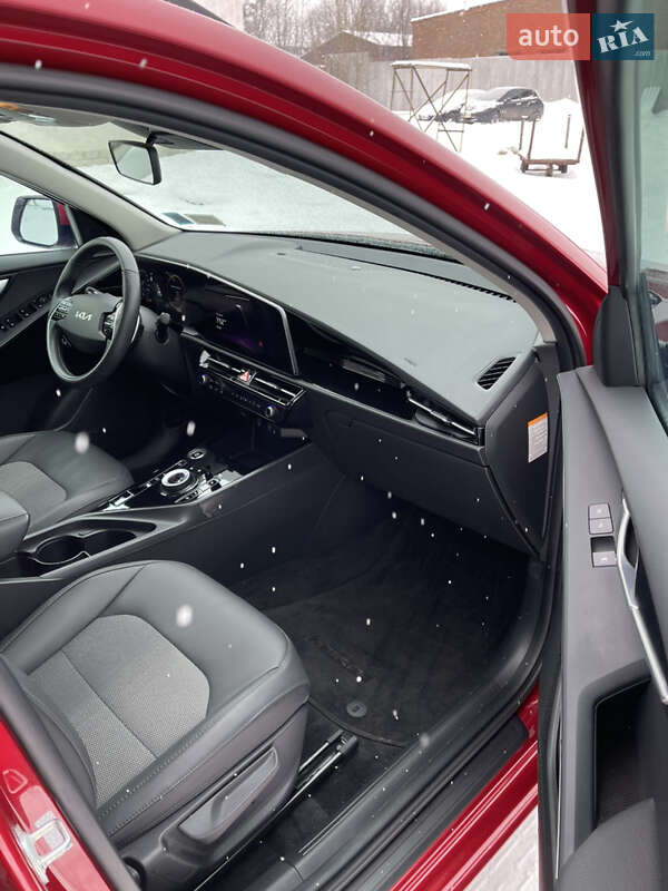 Внедорожник / Кроссовер Kia Niro 2023 в Житомире