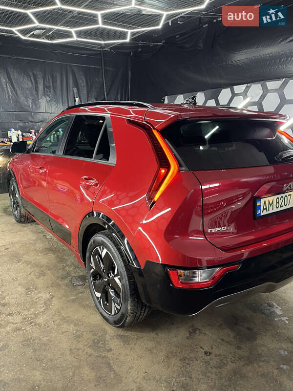 Внедорожник / Кроссовер Kia Niro 2023 в Житомире