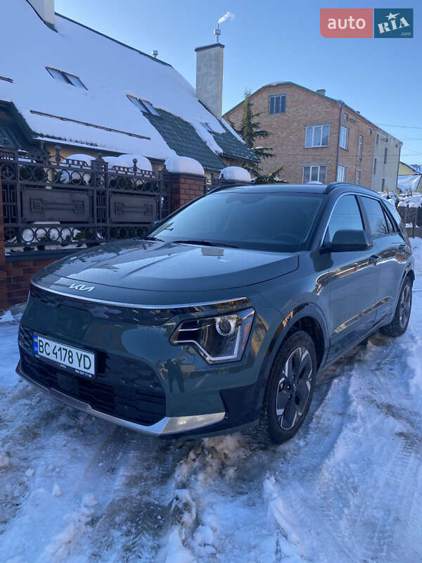 Внедорожник / Кроссовер Kia Niro 2024 в Львове