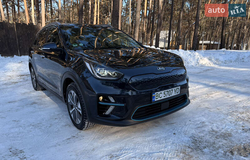 Внедорожник / Кроссовер Kia Niro 2020 в Львове