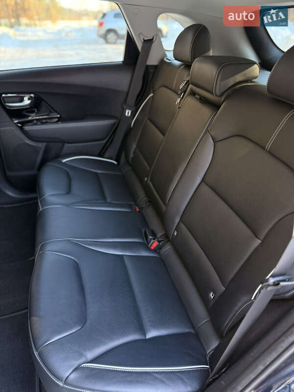 Внедорожник / Кроссовер Kia Niro 2020 в Львове