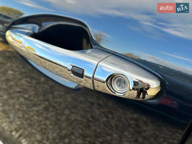 Позашляховик / Кросовер Kia Niro 2020 в Львові