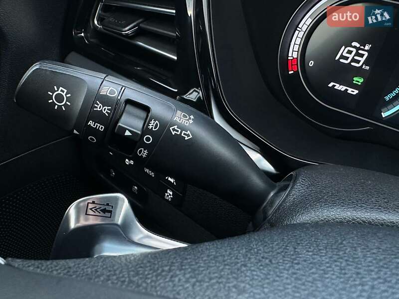 Позашляховик / Кросовер Kia Niro 2020 в Львові