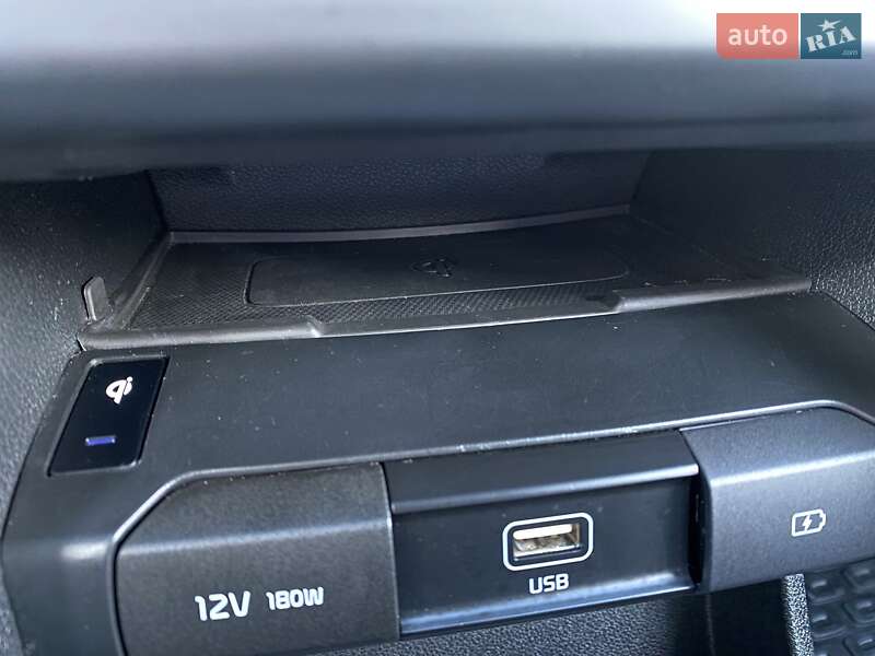 Внедорожник / Кроссовер Kia Niro 2020 в Львове фото 12 Внедорожник / Кроссовер Kia Niro 2020 в Львове