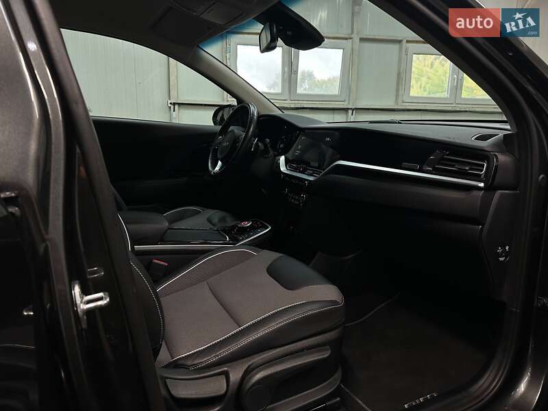 Внедорожник / Кроссовер Kia Niro 2021 в Львове