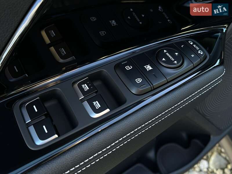 Внедорожник / Кроссовер Kia Niro 2020 в Львове