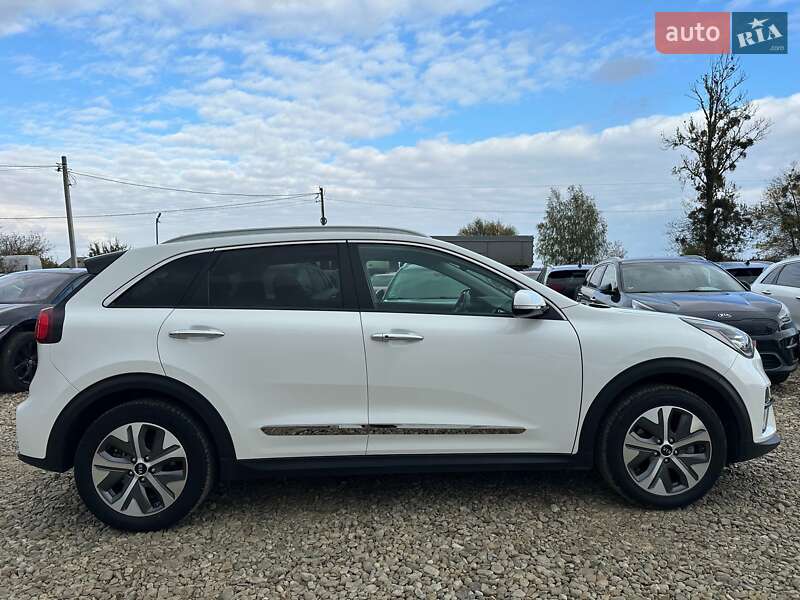Внедорожник / Кроссовер Kia Niro 2020 в Львове фото 26 Внедорожник / Кроссовер Kia Niro 2020 в Львове