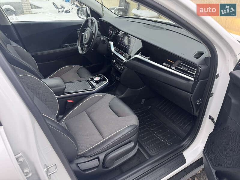 Внедорожник / Кроссовер Kia Niro 2020 в Житомире фото 14 Внедорожник / Кроссовер Kia Niro 2020 в Житомире
