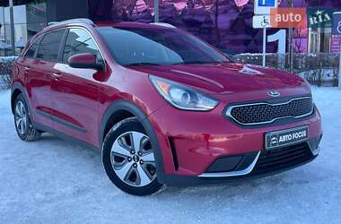 Позашляховик / Кросовер Kia Niro 2017 в Києві