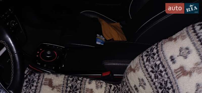 Внедорожник / Кроссовер Kia Niro 2018 в Ровно фото 29 Внедорожник / Кроссовер Kia Niro 2018 в Ровно