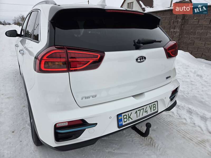 Внедорожник / Кроссовер Kia Niro 2020 в Дубно