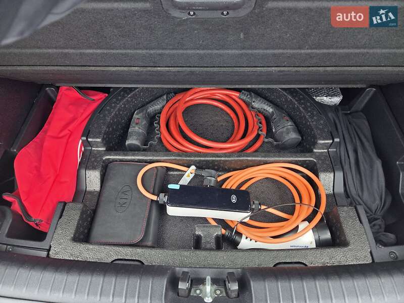 Внедорожник / Кроссовер Kia Niro 2020 в Дубно