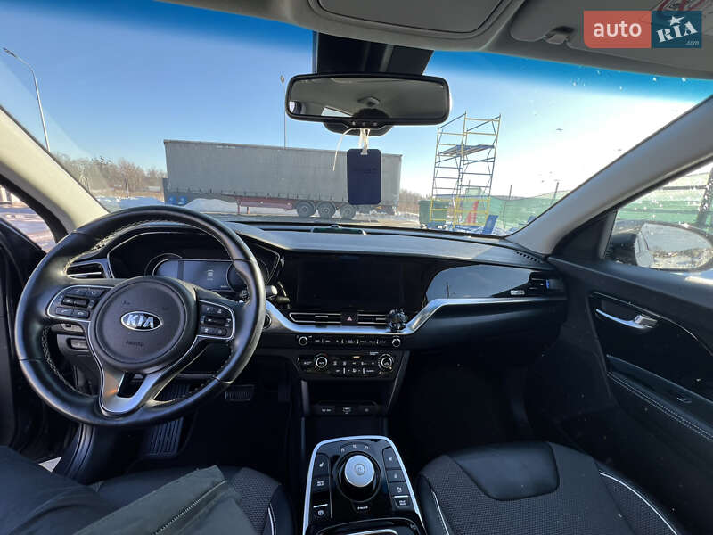 Внедорожник / Кроссовер Kia Niro 2020 в Львове фото 7 Внедорожник / Кроссовер Kia Niro 2020 в Львове