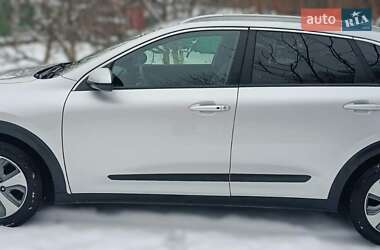 Внедорожник / Кроссовер Kia Niro 2018 в Киеве