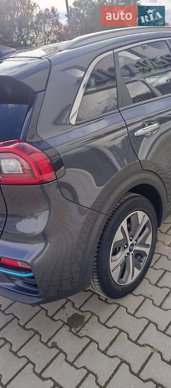 Внедорожник / Кроссовер Kia Niro 2019 в Дрогобыче