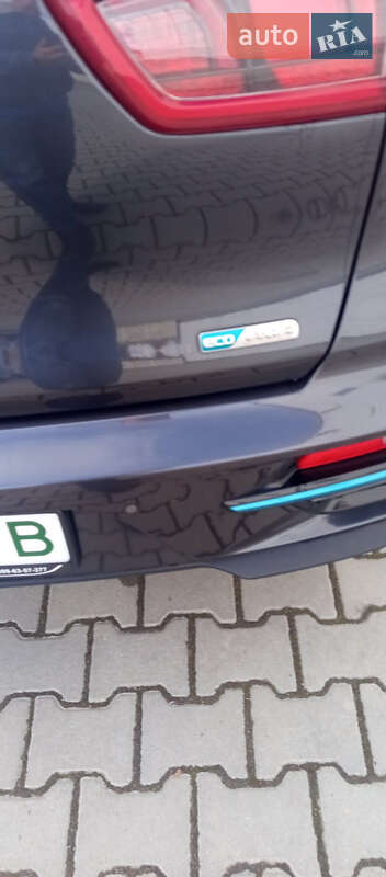 Внедорожник / Кроссовер Kia Niro 2019 в Дрогобыче