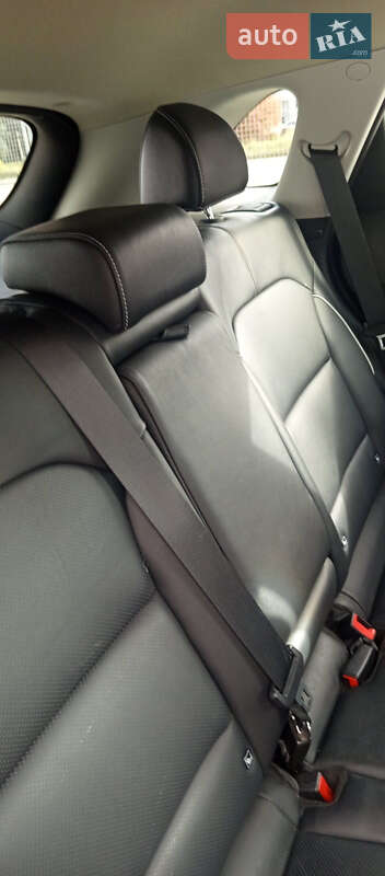 Внедорожник / Кроссовер Kia Niro 2019 в Дрогобыче