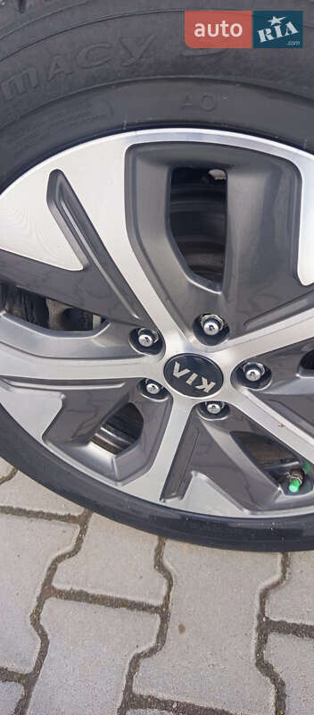 Внедорожник / Кроссовер Kia Niro 2019 в Дрогобыче