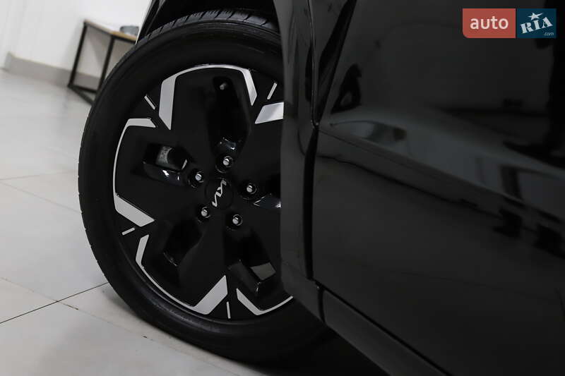 Внедорожник / Кроссовер Kia Niro 2024 в Дрогобыче