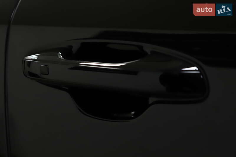 Внедорожник / Кроссовер Kia Niro 2024 в Дрогобыче